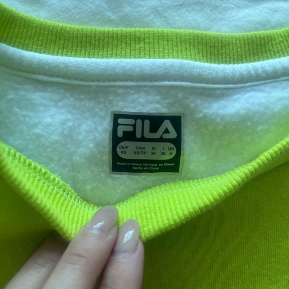 FILA Sweater - Picture 2 of 3